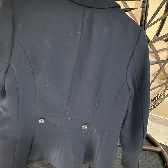 Blazer - Picture 6 of 10